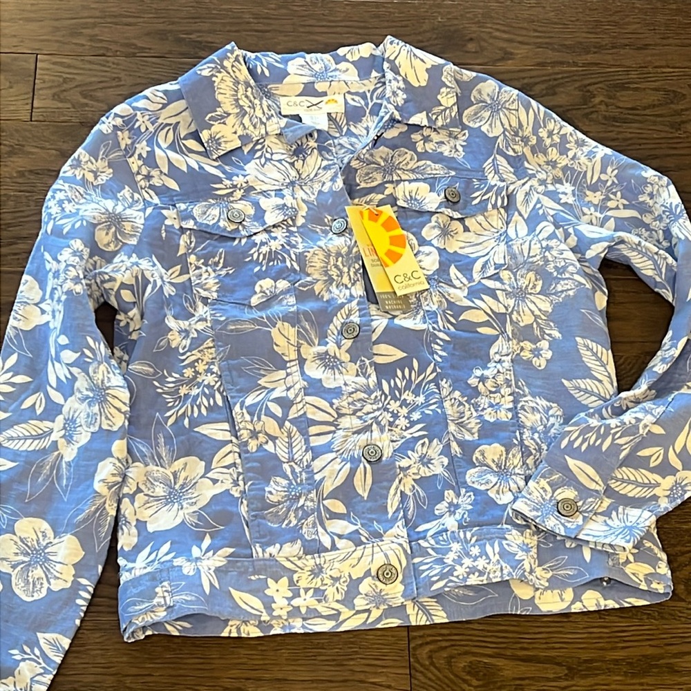 NWT  Linen Lightweight  C&C California Floral Jacket Sz small